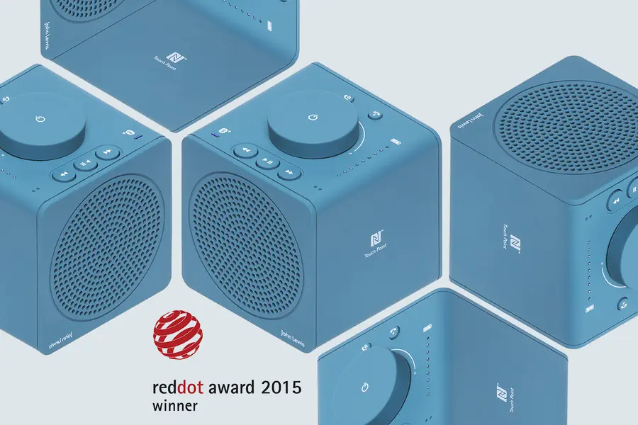 John Lewis Spectrum radios in blue — Red Dot award 2015 winner